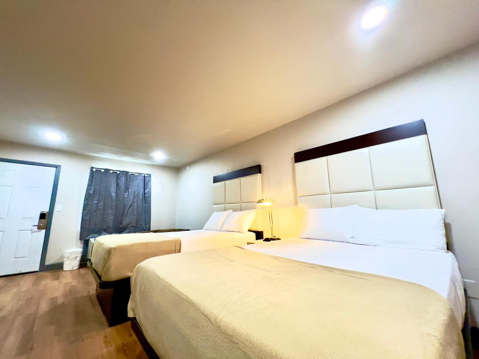Economy Inn And Suites Tulsa Eksteriør bilde
