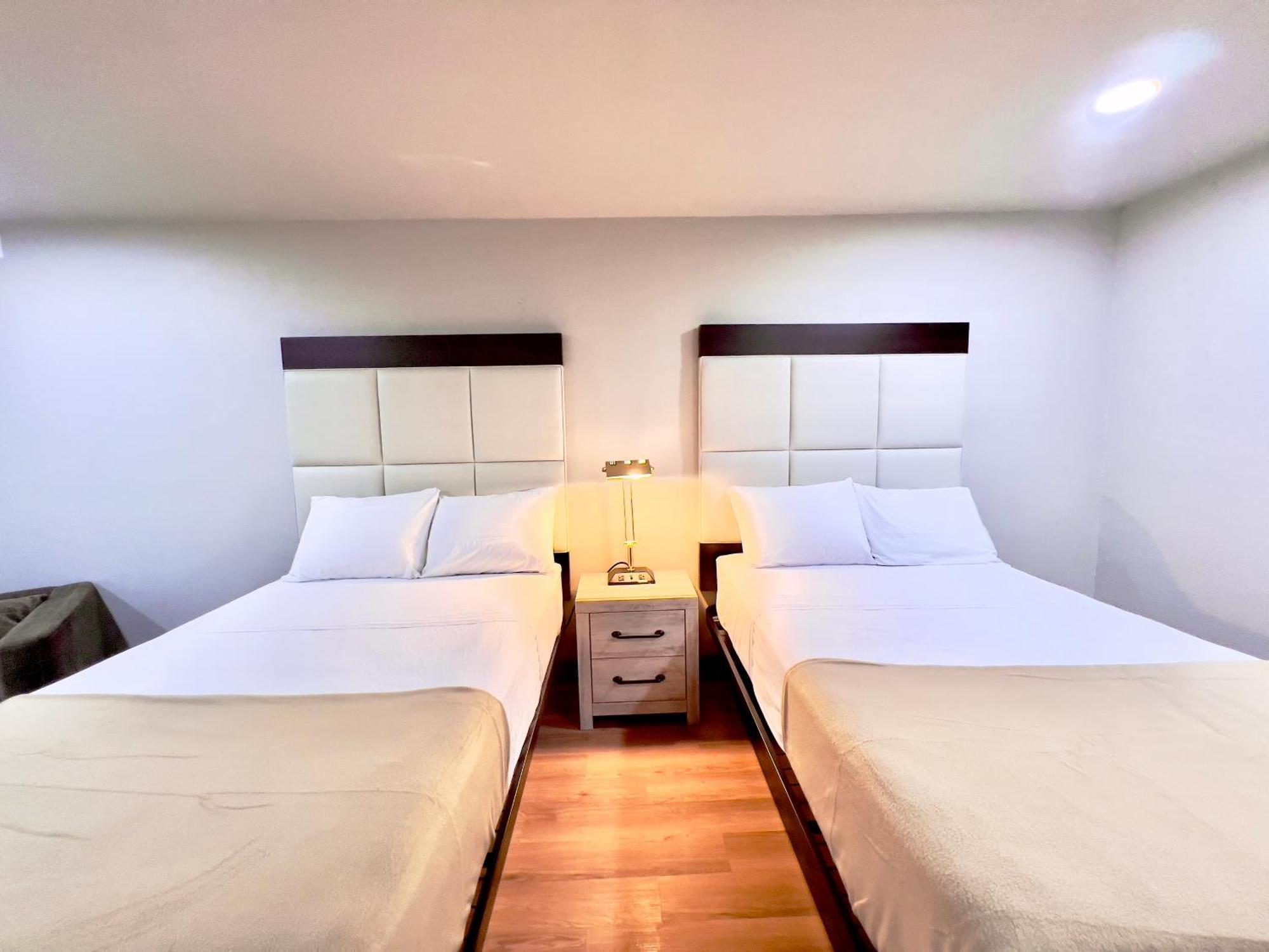 Economy Inn And Suites Tulsa Eksteriør bilde