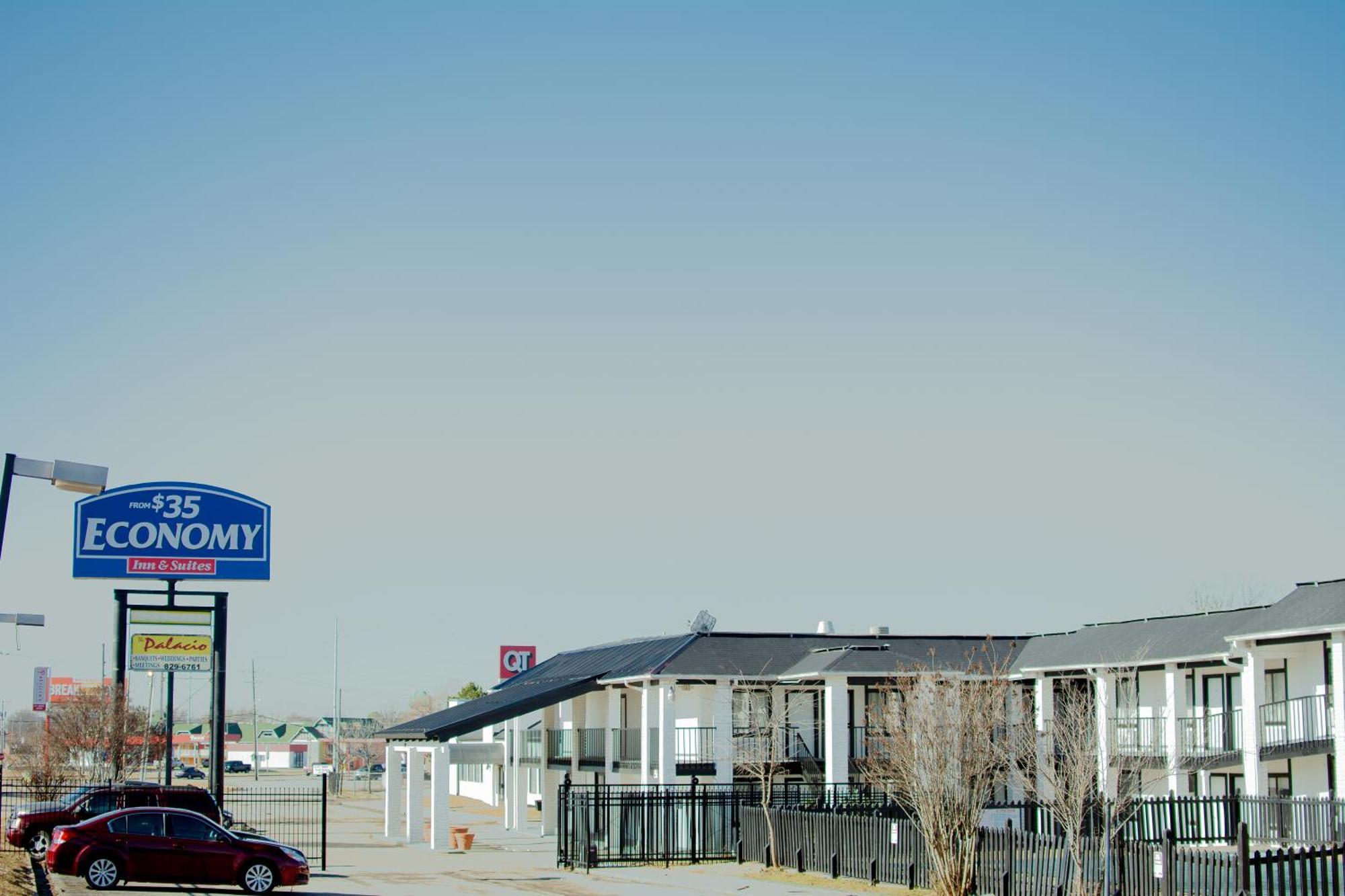 Economy Inn And Suites Tulsa Eksteriør bilde
